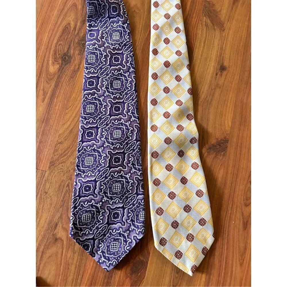 2 vintage 1970's ties wide printed green daisy blue